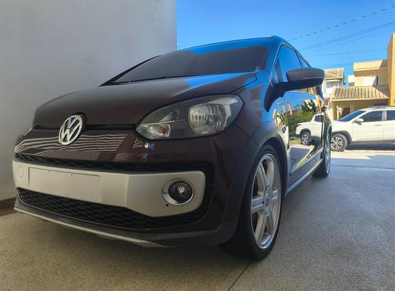 VOLKSWAGEN CROSS UP 1.0 MPI 12V FLEX 4P AUTOMATIZADO